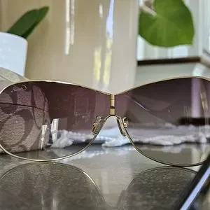 Coach “Leanne” sunglasses Coach Leanne 566 Sunglasses main image 2